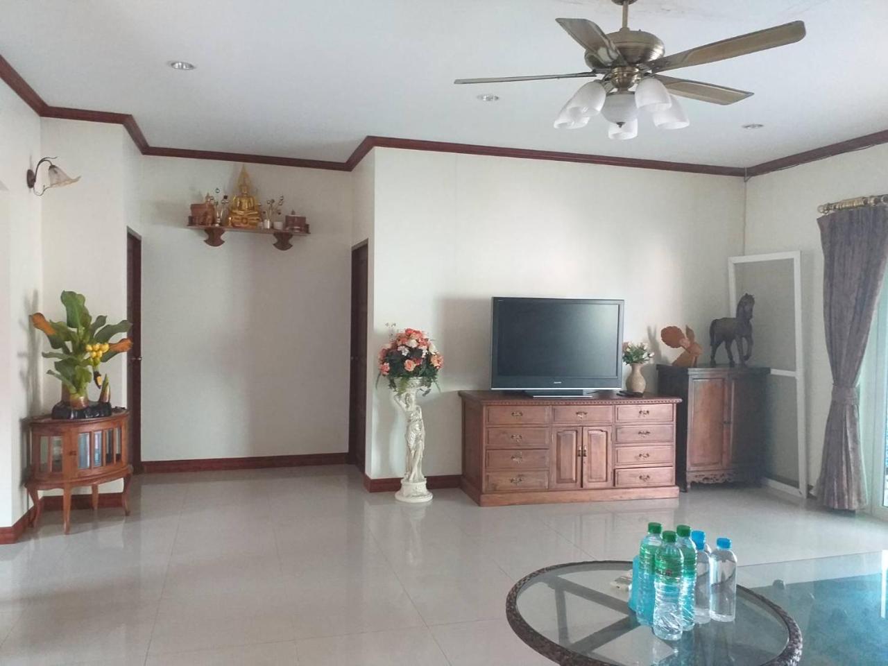 Ponderosa Resort Nong Prue Bagian luar foto